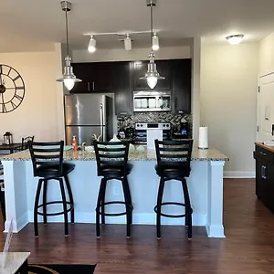 https://serene-uptown-2br-2ba-apartment.1sthotelscharlotte.com