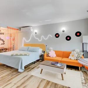 http://stylish-loft-with-king-bed-free-parking-wi-fi.memphishotelsnow.com